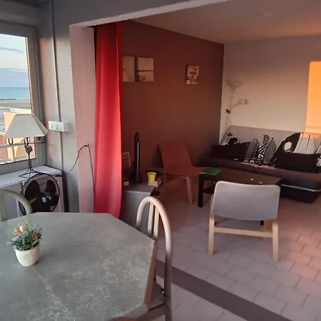 Apartment Brise De